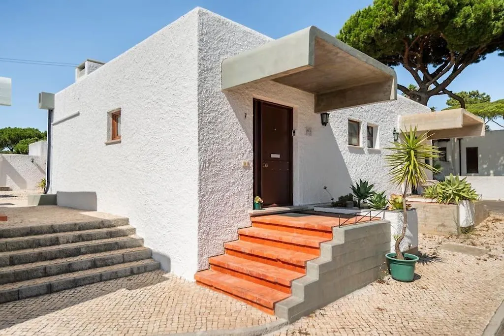 Sunny Villa With Golf Front View Vilamoura Portugal